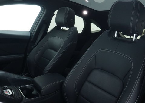 Jaguar E-Pace 1.5 P300e 11.5kWh R-Dynamic SE Black SUV 5dr Petrol Plug-in Hybrid Auto AWD 56