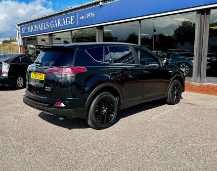 Toyota Rav4 2.5 RAV4 Excel HEV CVT 4WD 5dr 8