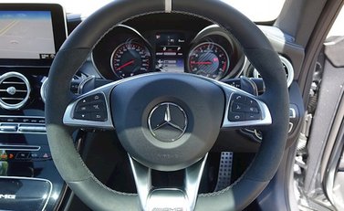 Mercedes-Benz C Class C63 S Coupe 11