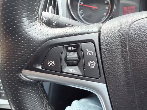 Vauxhall Astra GTC SPORT S/S 18