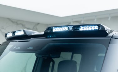 Land Rover Defender 110 V8 P525 Urban 31