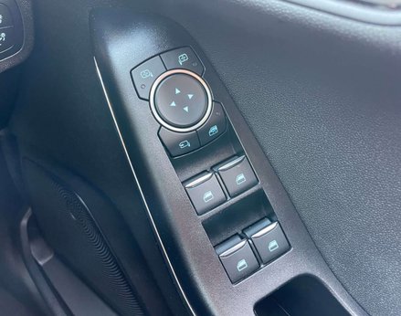 Ford Fiesta 1.0 Fiesta Active X T Auto 5dr 56