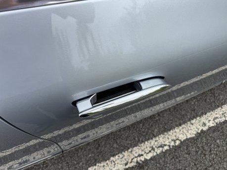 Mercedes-Benz EQE EQE 300 AMG Line Premium Auto Electric 89 KWH Battery PAN ROOF/MEMORY SEATS 40