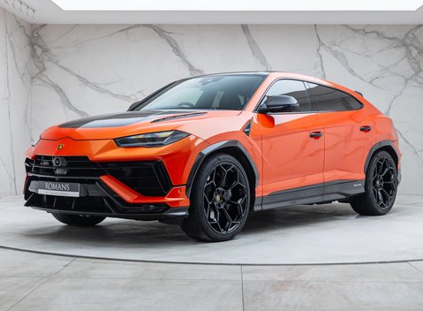 Lamborghini Urus PERFORMANTE 1