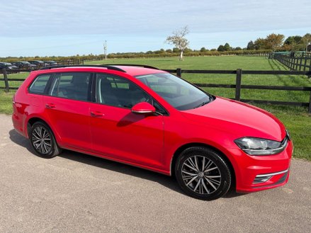 Volkswagen Golf 2.0 TDI SE Nav Euro 6 (s/s) 5dr