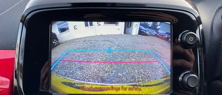 Peugeot 108 PURETECH GT LINE.. 9 MAIN DEALER SERVICES.. £20 ROAD TAX.. 1 OWNER 1