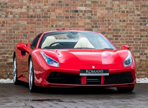 Ferrari 488 Spider 1