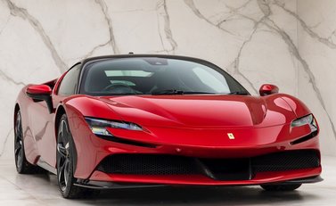 Ferrari SF90 Stradale 1