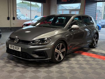 Volkswagen Golf 2.0 Golf R TSi 4Motion Semi-Auto 4WD 5dr