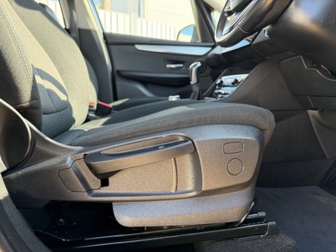 BMW 2 Series 218I SE GRAN TOURER 24