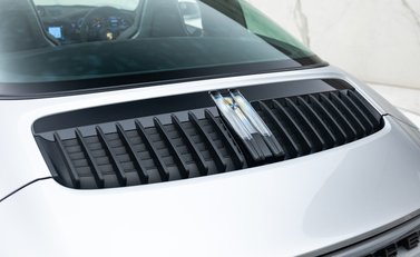 Porsche 911 Targa 4 GTS (992) 50