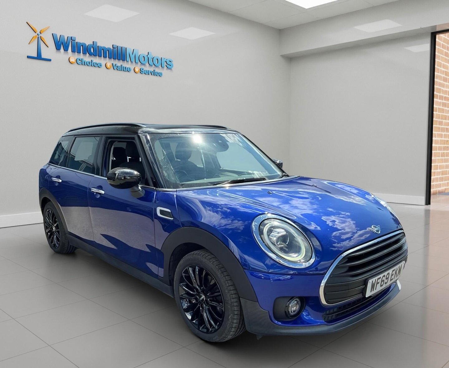 2019 MINI Clubman — image 1