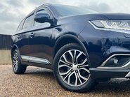 Mitsubishi Outlander DI-D 4 13