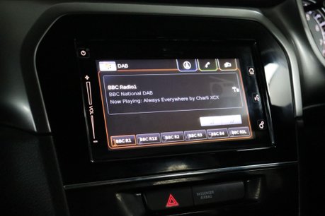 Suzuki Vitara SZ-T BOOSTERJET 38
