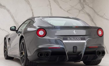 Ferrari F12 Berlinetta 4
