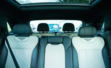 Bentley Bentayga V8 16