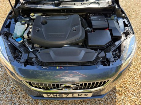 Volvo V40 2.0 D3 Inscription Auto Euro 6 (s/s) 5dr 16