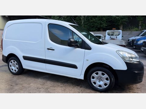 Peugeot Partner 1.6 BlueHDi 854 Professional Panel Van 5dr Diesel Manual L1 (112 g/km, 97.6 5