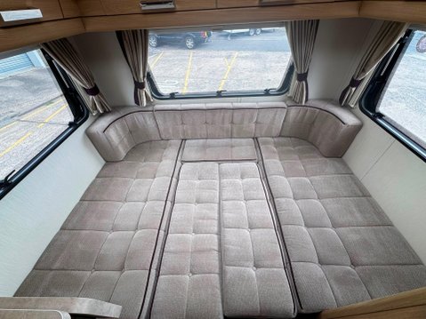 Elddis Autoquest 9