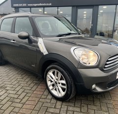 Mini Countryman COOPER D ALL4 HUGE SPEC 4