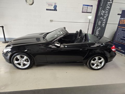 Mercedes-Benz SLK 3.5 SLK350 2dr 29