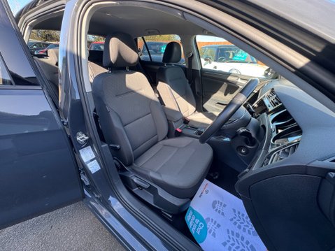 Volkswagen Golf SE TSI EVO 24