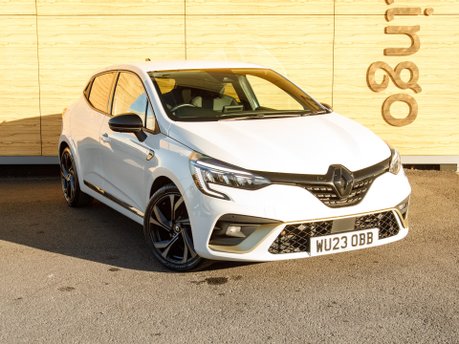 Renault Clio E-TECH ENGINEERED PHEV