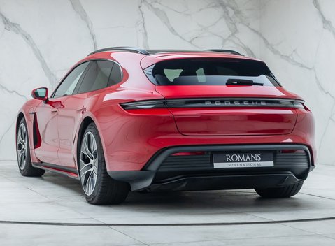 Porsche Taycan 4S SPORT TURISMO 10