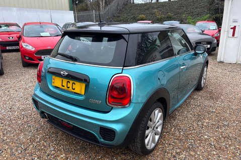 Mini Hatch COOPER 1.5 CHILLI LOOK! JUST 46000 MILES! SERVICE HISTORY! MINI CONNECTED 13