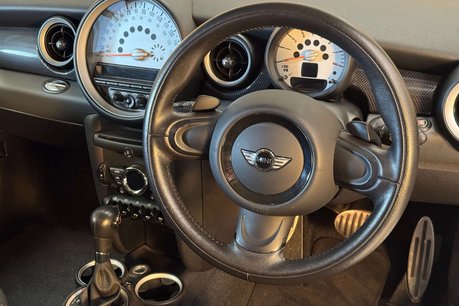 Mini Clubman 1.6 Cooper S Estate 5dr Petrol Steptronic Euro 5 (184 ps) 4