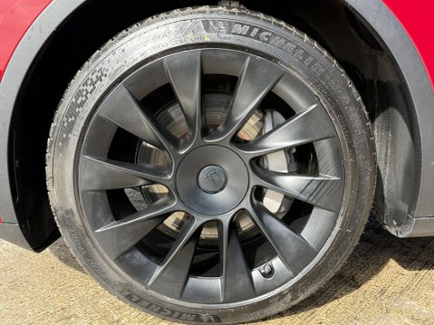 Tesla Model Y (Dual Motor) Long Range SUV 5dr Electric Auto 4WDE (384 bhp) 17