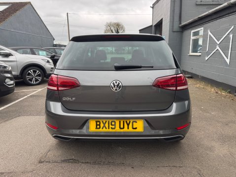 Volkswagen Golf MATCH TDI DSG 4