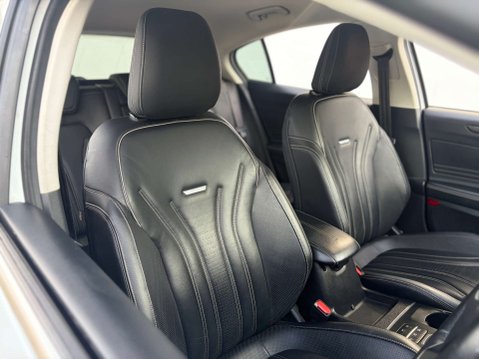 Ford Focus 1.0 Focus Vignale Auto 5dr 10