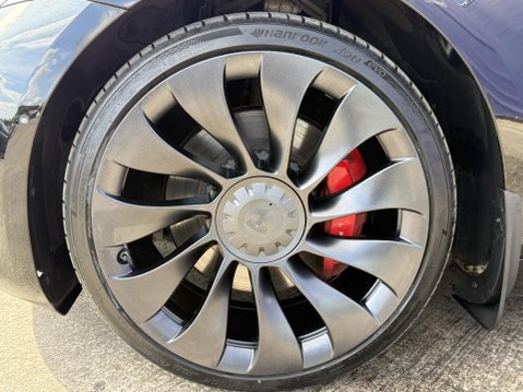 Tesla Model 3 (Dual Motor) Performance Saloon 4dr Electric Auto 4WDE (Performance Upgrade 18