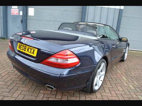 Mercedes-Benz SL Series 3.5 SL350 7G-Tronic 2dr 25