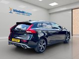 Volvo V40 2.0 D3 R-Design Nav Plus Euro 6 (s/s) 5dr 8