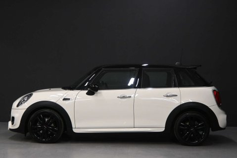 Mini Hatch 1.5 Cooper Sport Auto 5dr 8