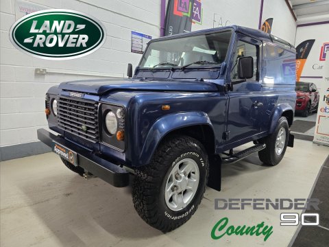 Land Rover Defender 2.5 TD5 County Hard Top SUV SWB 3dr 1