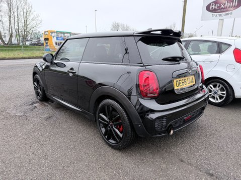 Mini Hatch 1.5 COOPER SPORT 7