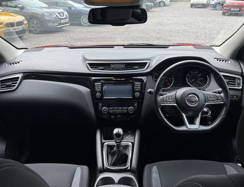 Nissan Qashqai 1.5 Qashqai Acenta Premium dCi 5dr 15