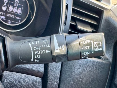 Honda Jazz I-VTEC SE 32