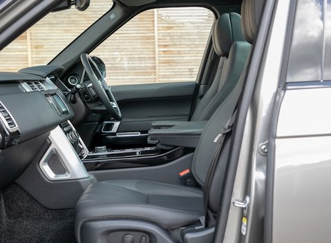 Land Rover Range Rover 3.0 TDV6 Vogue 15