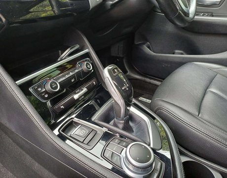 BMW 2 Series 1.5 218i Luxury Auto 5dr 22