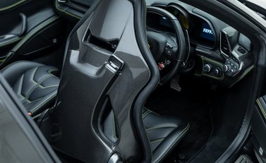 Ferrari 458 SPIDER 19