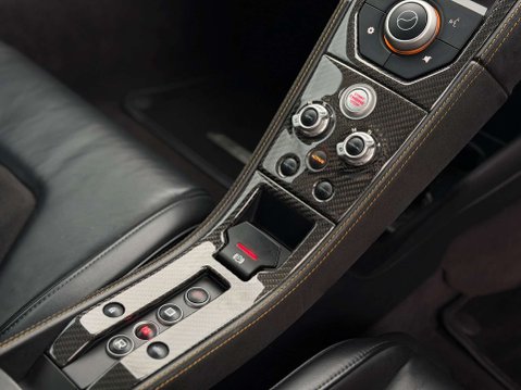 McLaren MP4-12C 3.8T V8 Coupe 2dr Petrol SSG 36