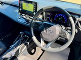 Toyota Corolla 1.8 VVT-h Icon Tech Touring Sports CVT Euro 6 (s/s) 5dr 37