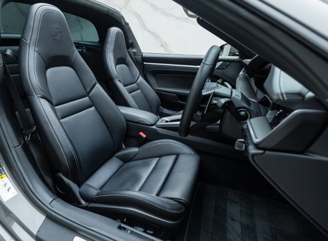 Porsche 911 Targa 4S (992) 18