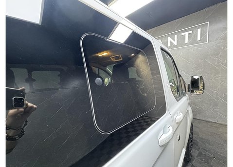 Ford Transit Custom 2.0 320 EcoBlue Limited Crew Van Double Cab 5dr Diesel Manual L2 H1 Euro 6 24