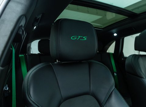Porsche Macan GTS 16