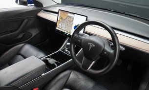 Tesla Model 3 LONG RANGE AWD c350 mile range! Tesla fitted upgraded 82kWh Battery 1 Owner 2